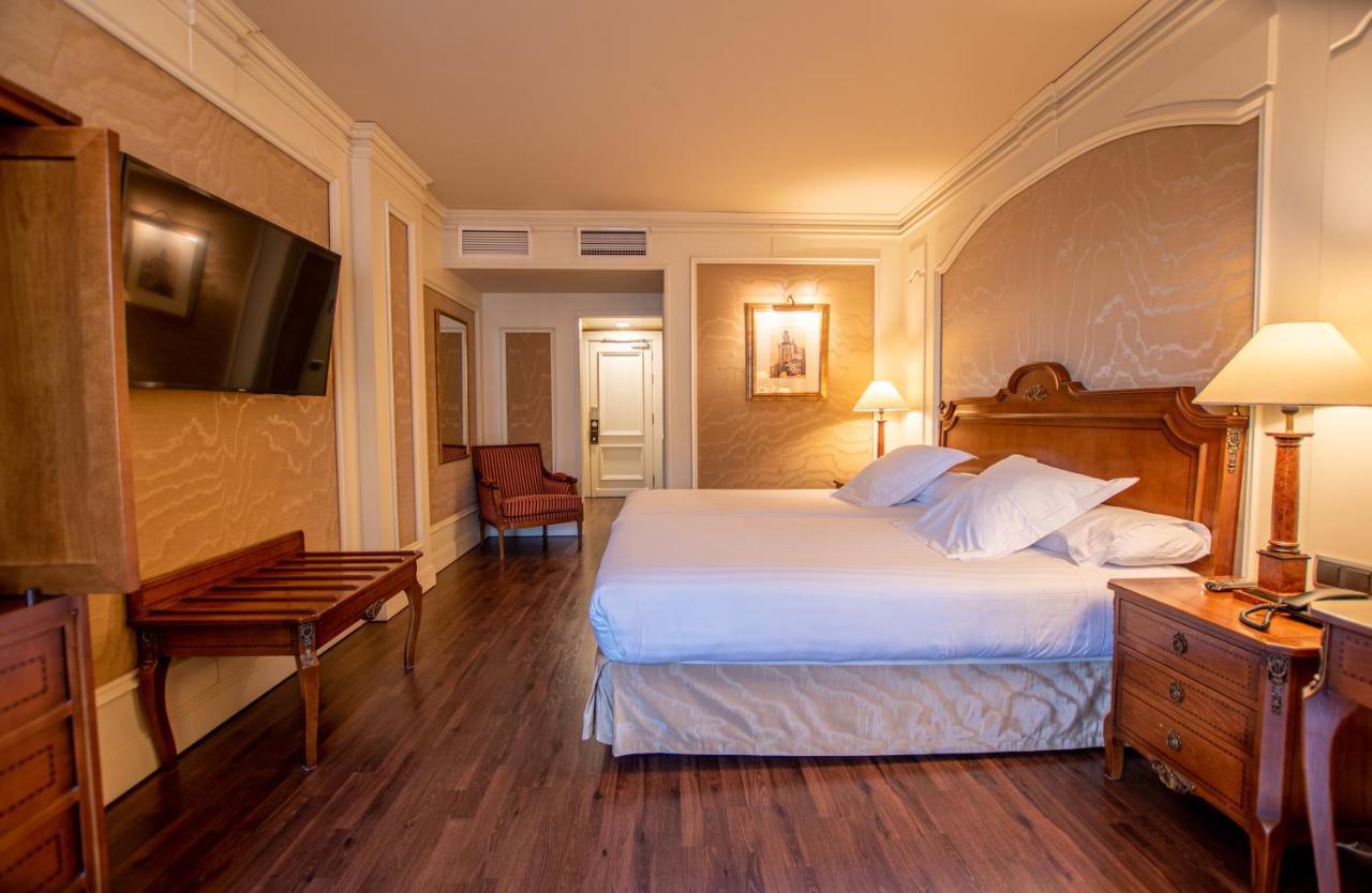 Center Hotel Sevilla