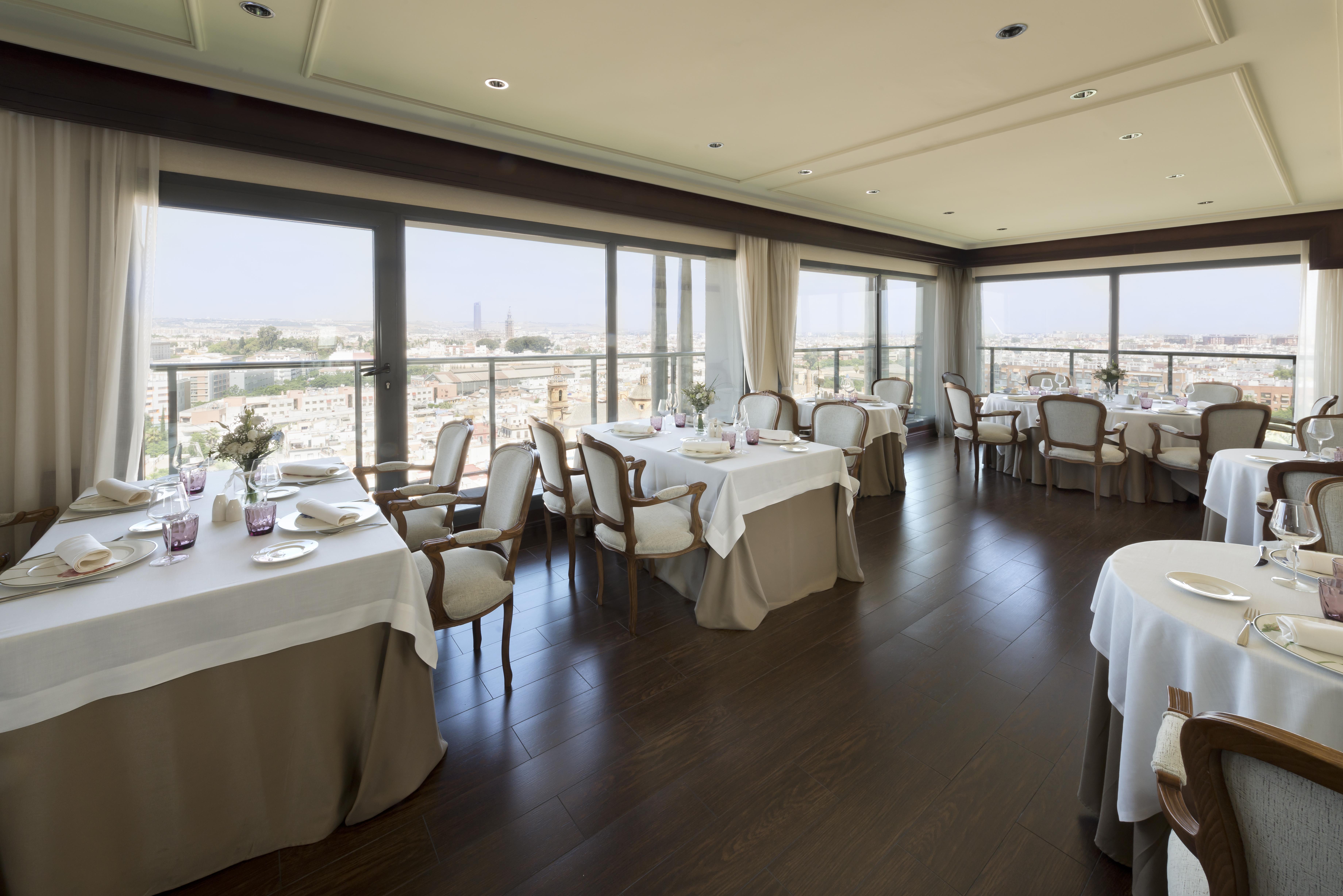 Center 4* Sevilla