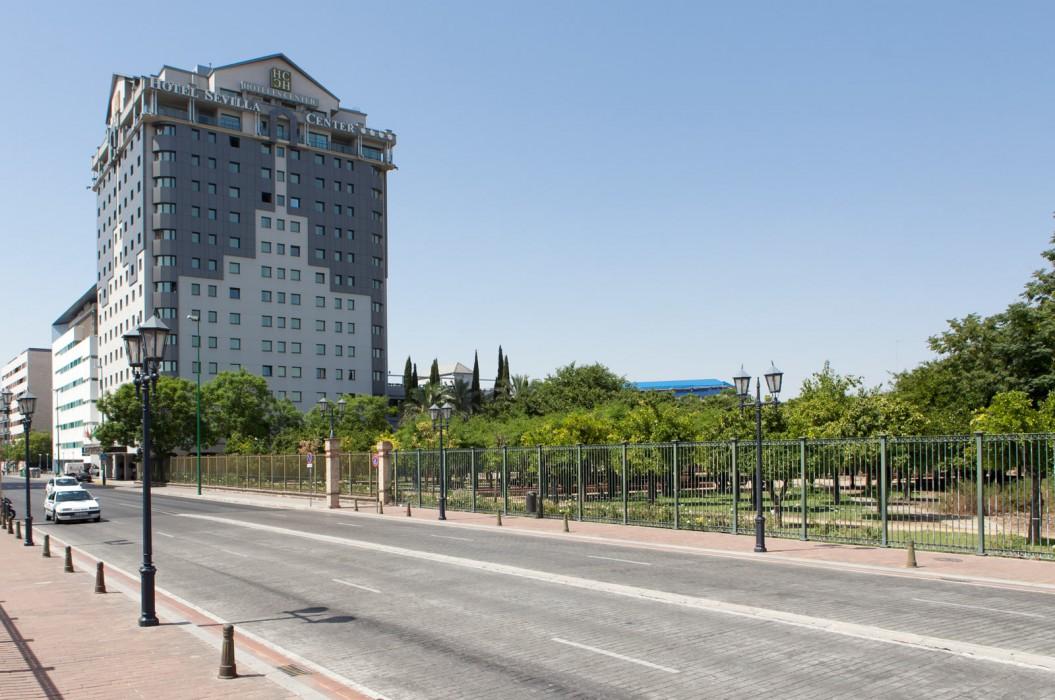 Center Hotel 4*