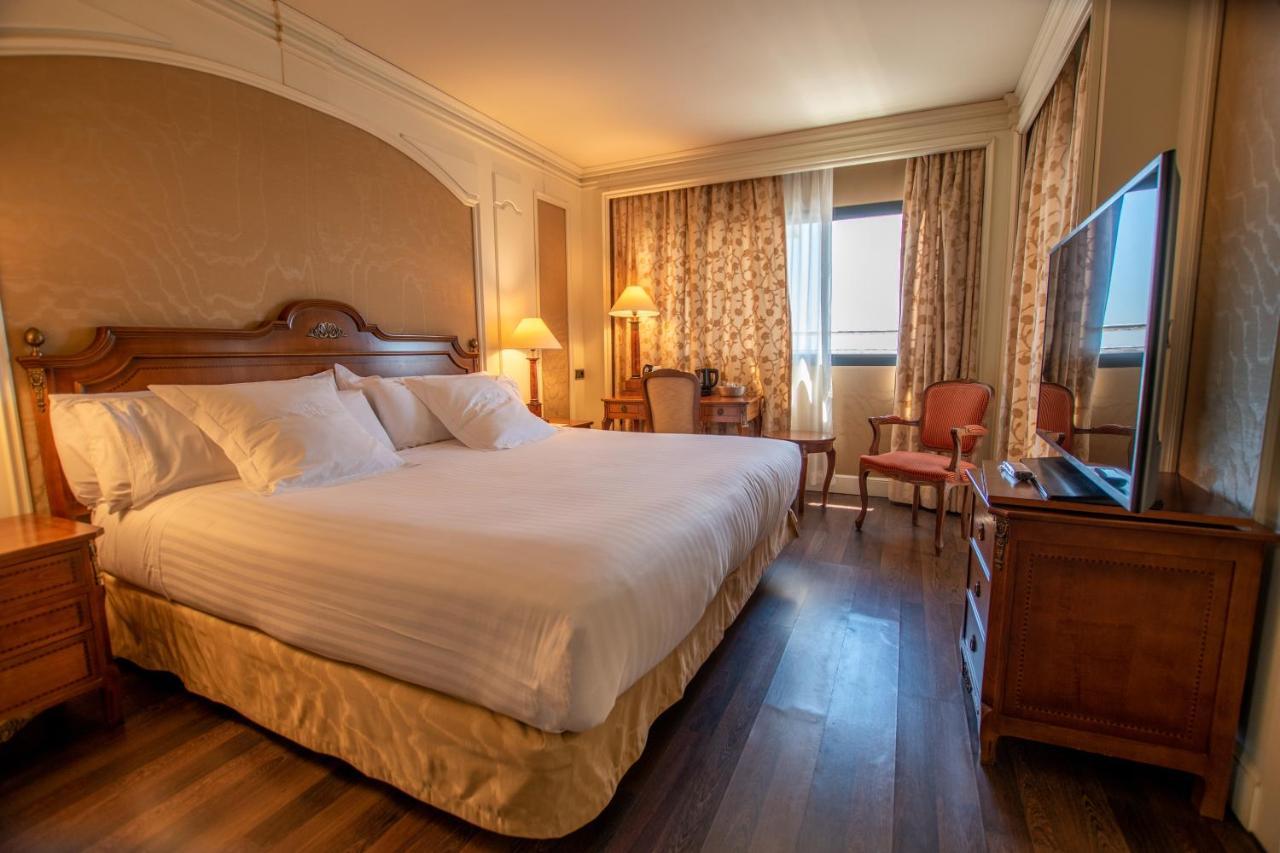 Center 4* Sevilla