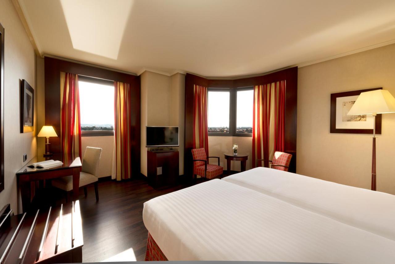 Center Hotel